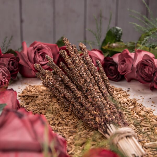 Incienso de Palo Santo con Rosas - Sagrada Madre - Imagen 3