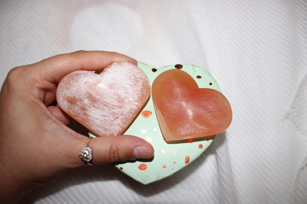 Corazón de Selenita Naranja